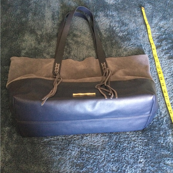 Bags - Picture 4 of 4